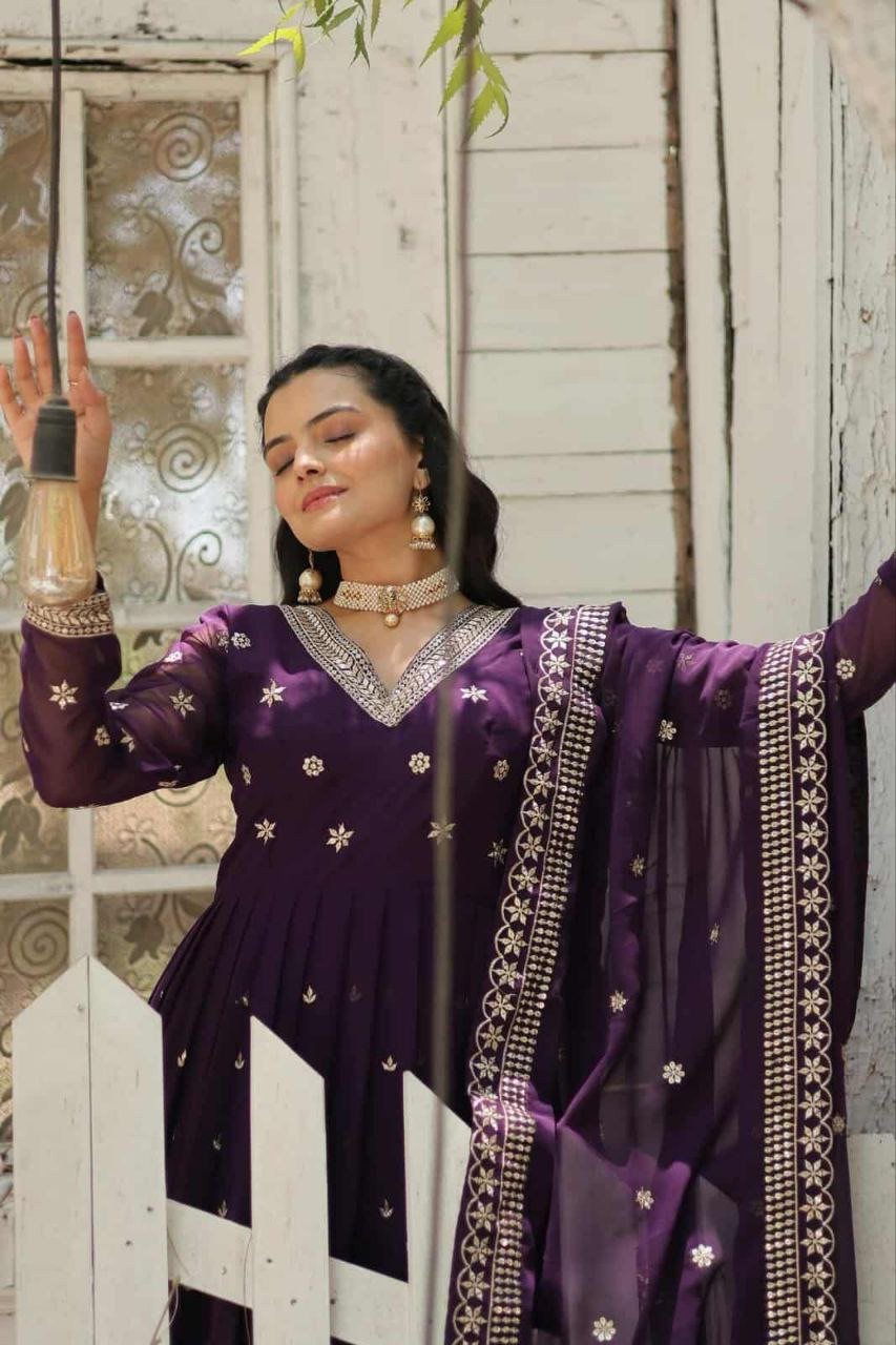 নিউ কালেকশন গ্রাউন্ড  ম্যাটেরিয়াল